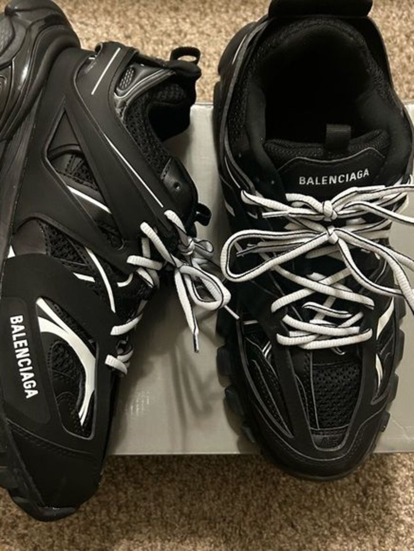 Balenciaga track