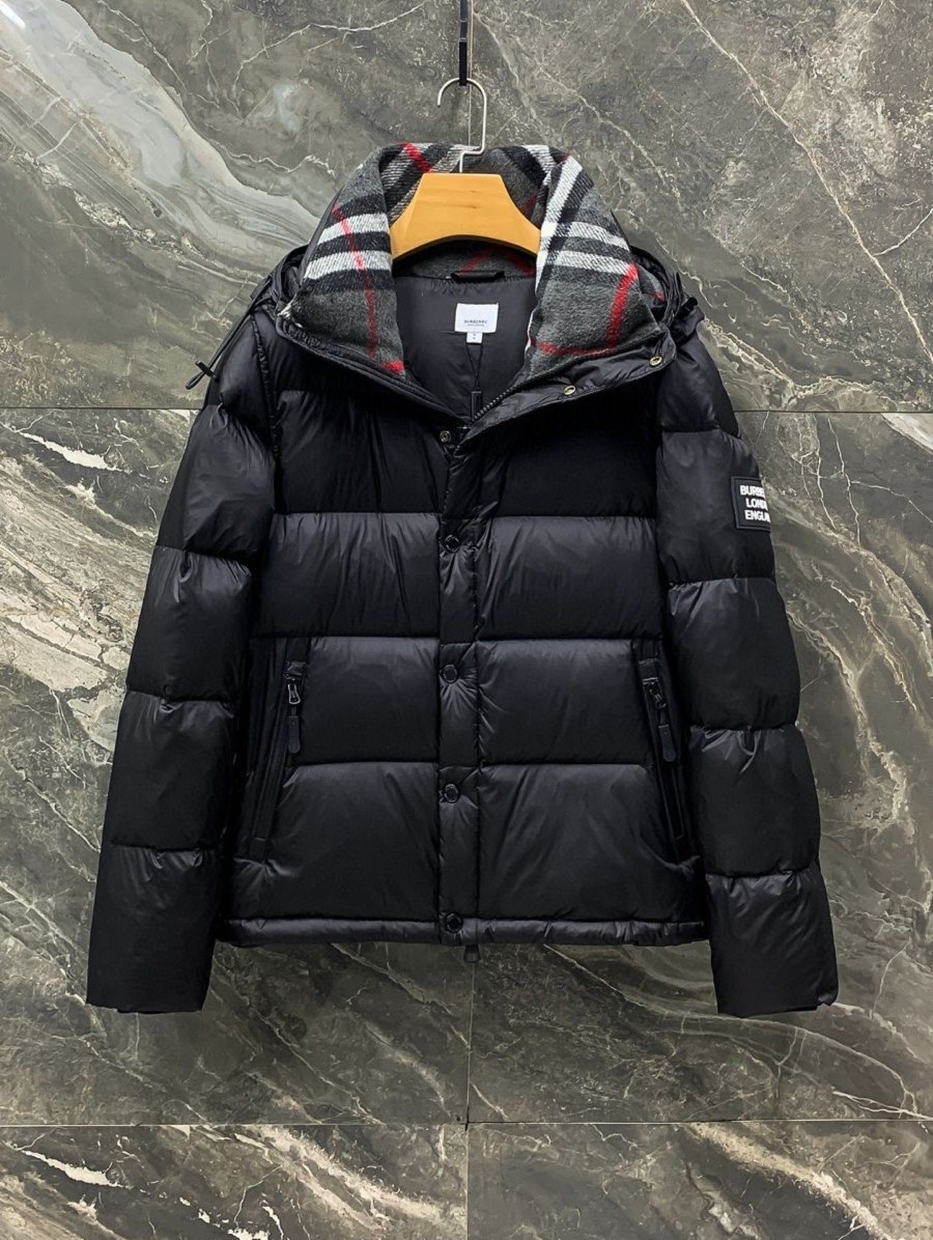 Burberry puffer Jacket